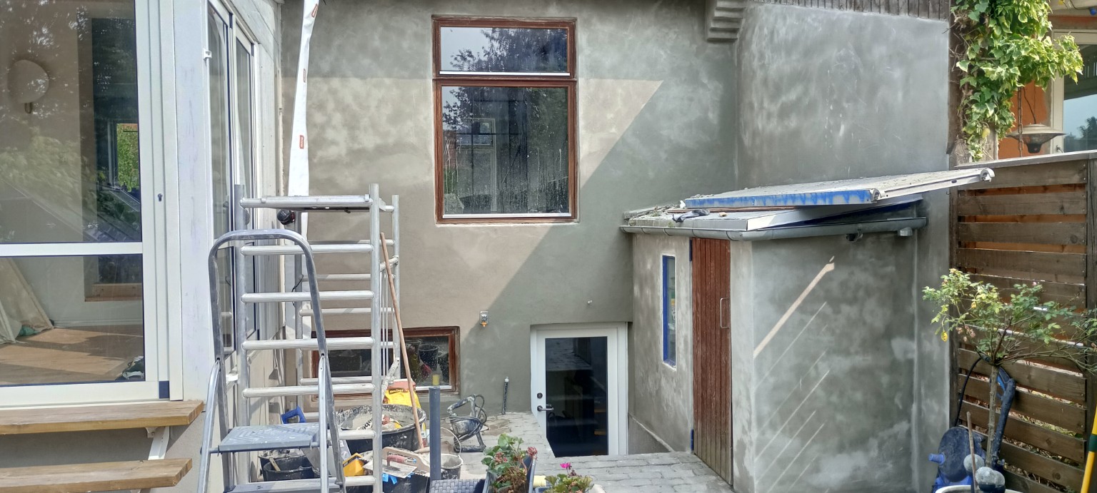 Facade under pudsarbejde